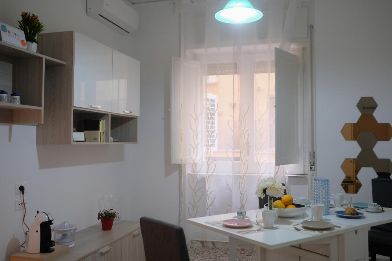 サレルノ Le Stanze Di Sofia Bed & Breakfast エクステリア 写真