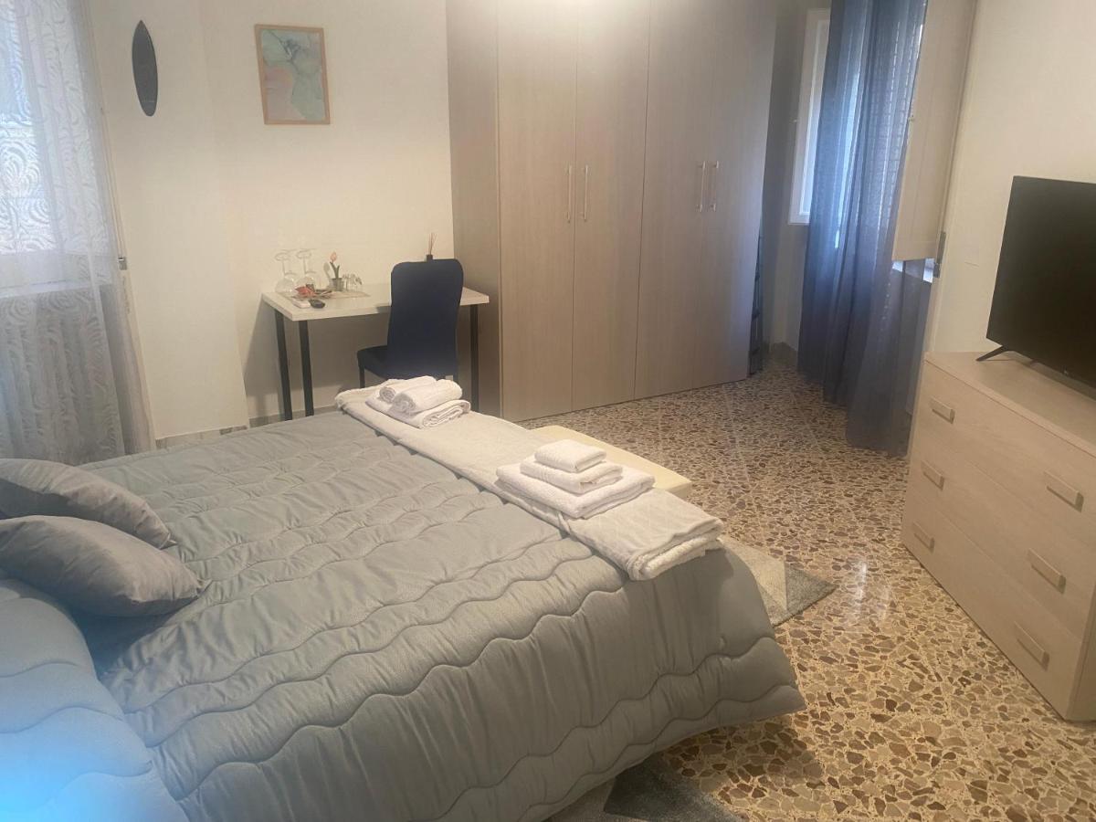サレルノ Le Stanze Di Sofia Bed & Breakfast エクステリア 写真